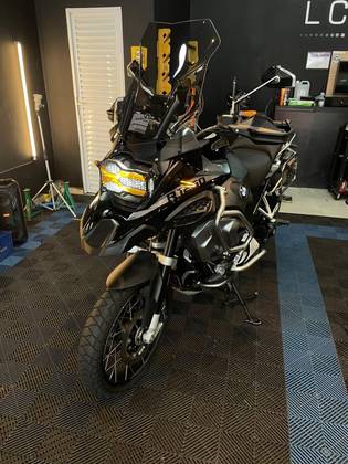 BMW R 1250 GS ADVENTURE TRIPLE BLACK BMW R 1250 GS ADVENTURE TRIPLE BLACK